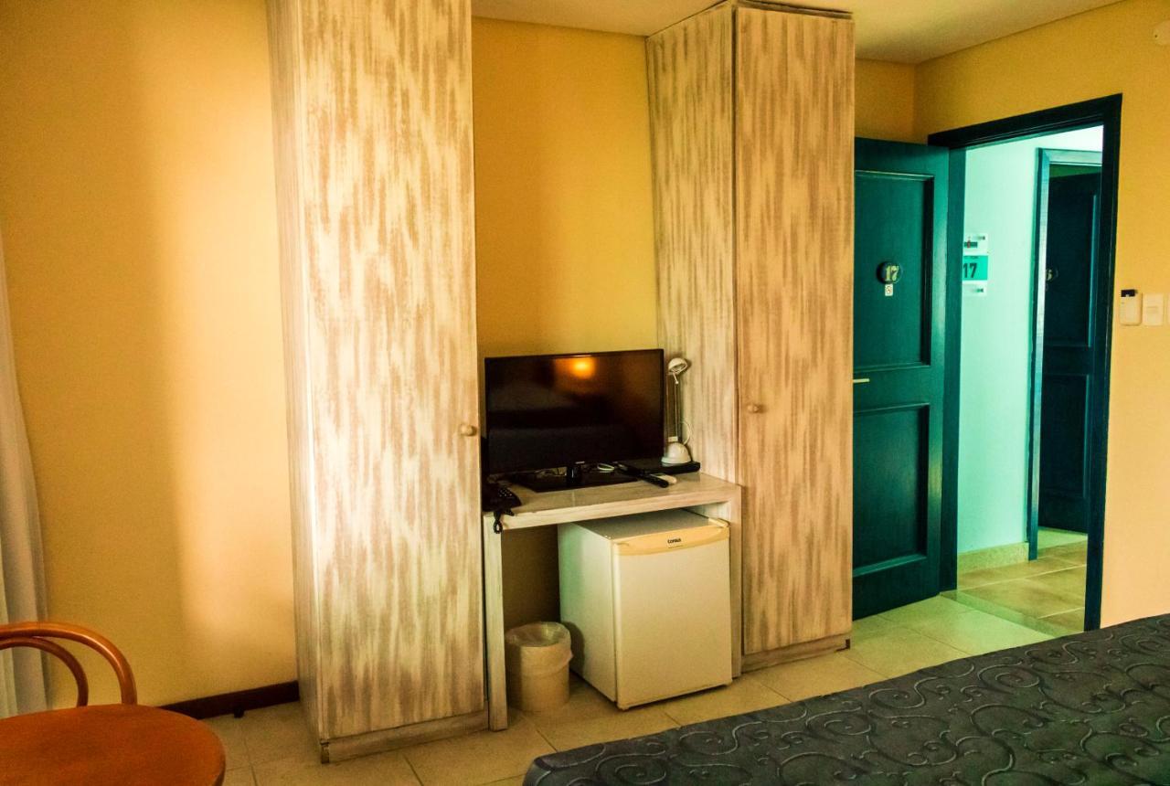 סלבאדור Farol De Itapua Praia Hotel מראה חיצוני תמונה
